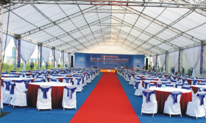 Thảm trải sàn màu xanh, đỏ, ghi cho thuê