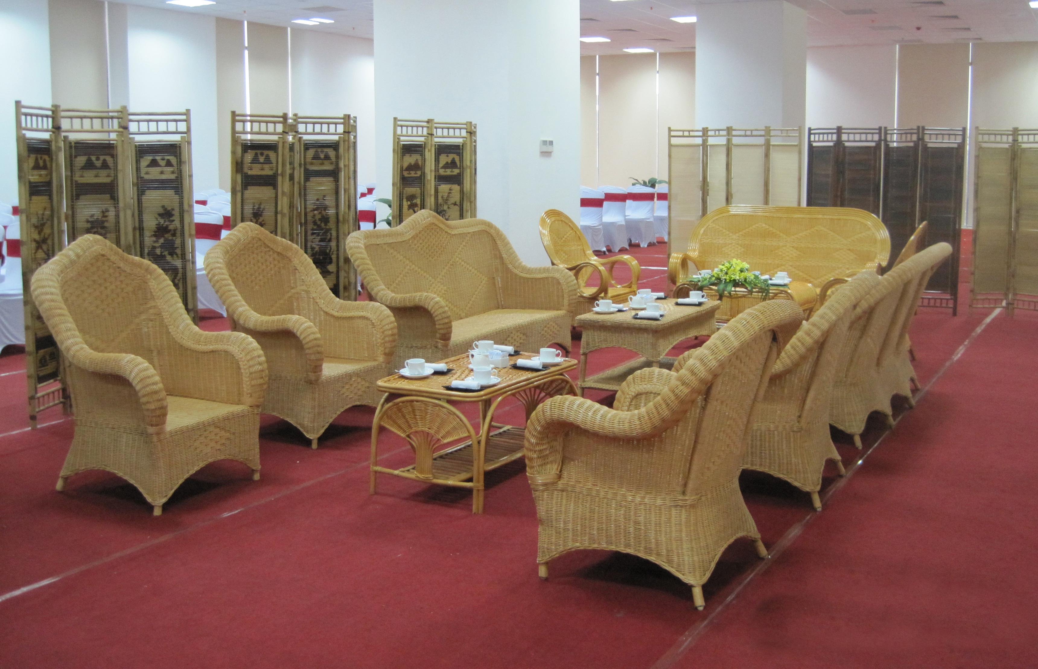 Bàn ghế mây cho thuê